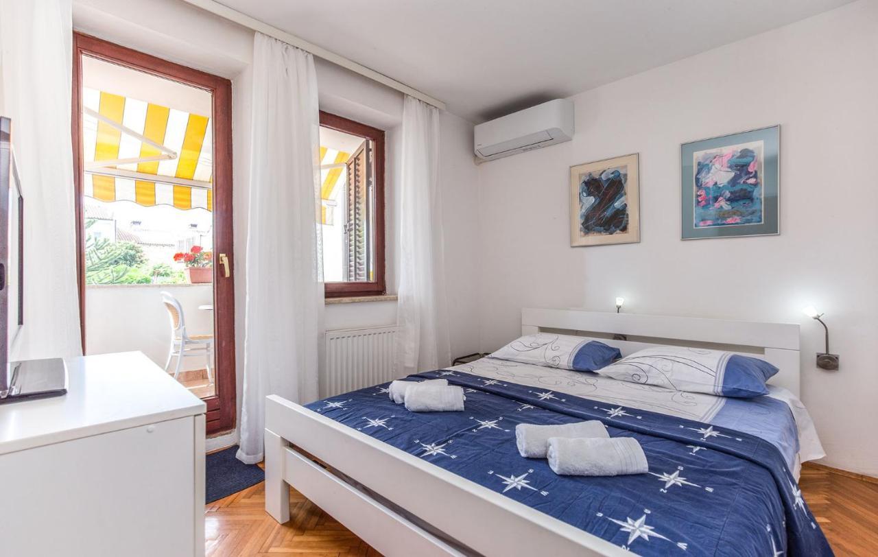 Rina B4 Apartment Porec Exterior photo
